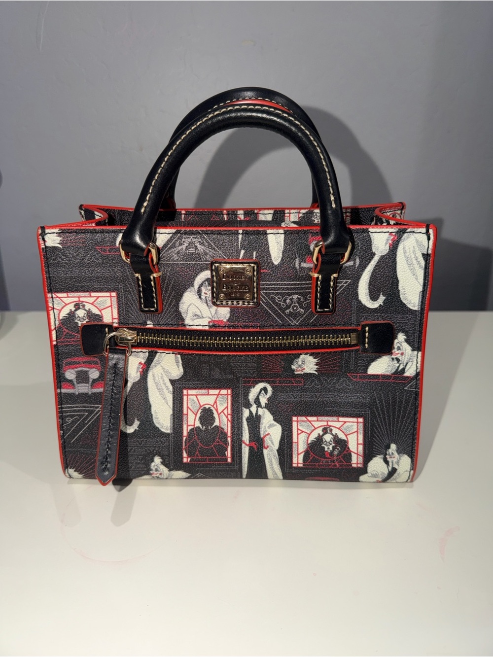 Disney Cruella DeVille Black & Red Patterned Women's Satchel